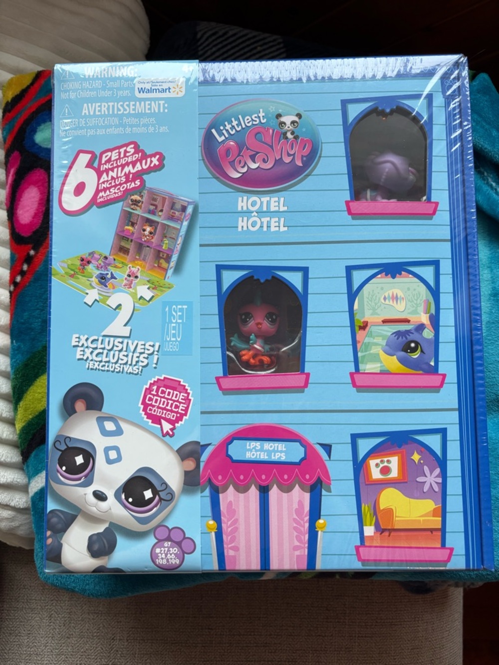 Littlest pet shop playful pet hotel play pack